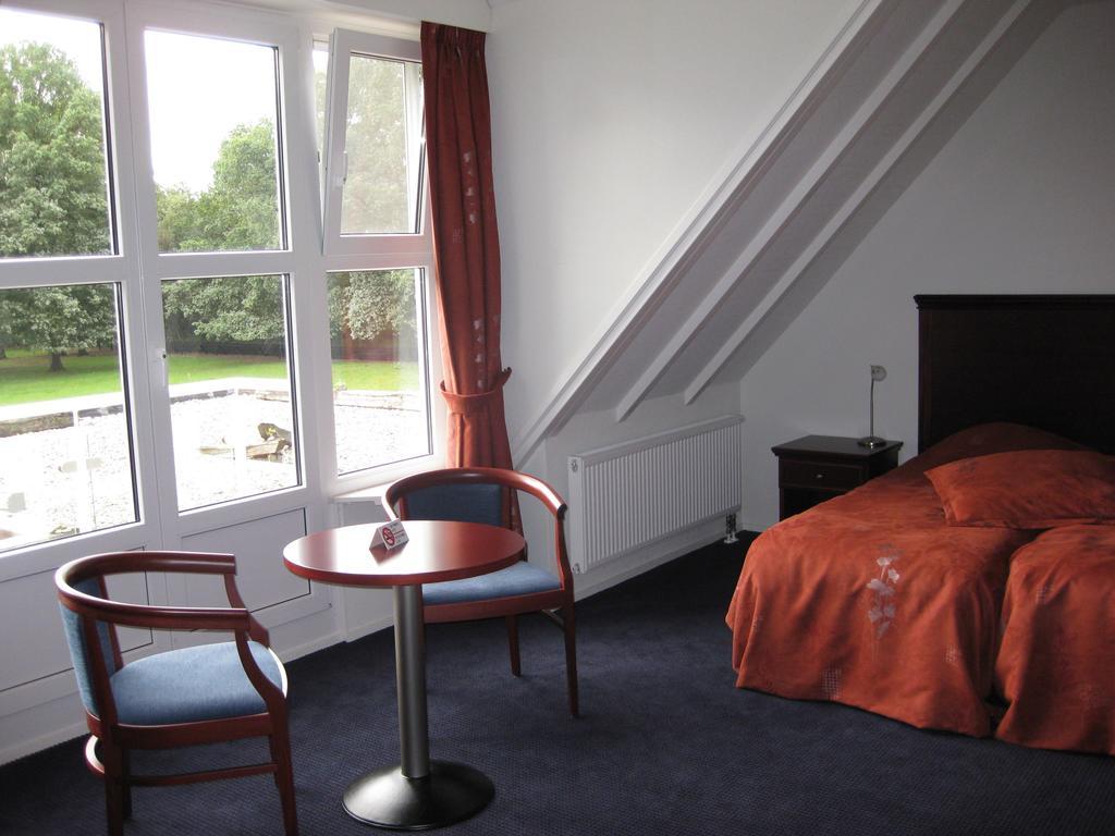 De Spaarbankhoeve Fluitenberg Zimmer foto